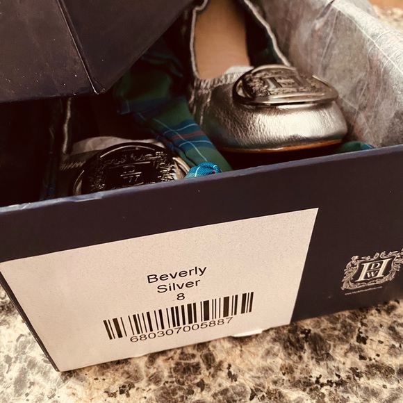 NewSIB - New pair of Ed Hardy Ballerina Flat Size 8. Shoe bag for each. - Picture 3 of 5